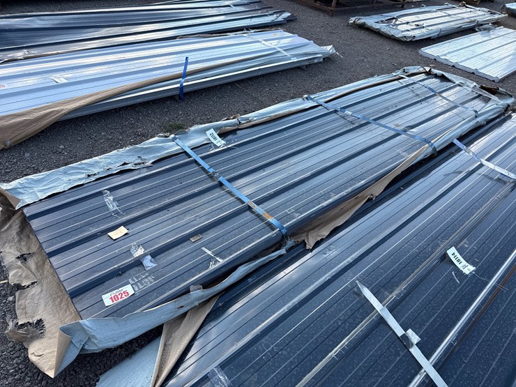 #1025-•-bundle-of-12'-roofing-metal-image-1