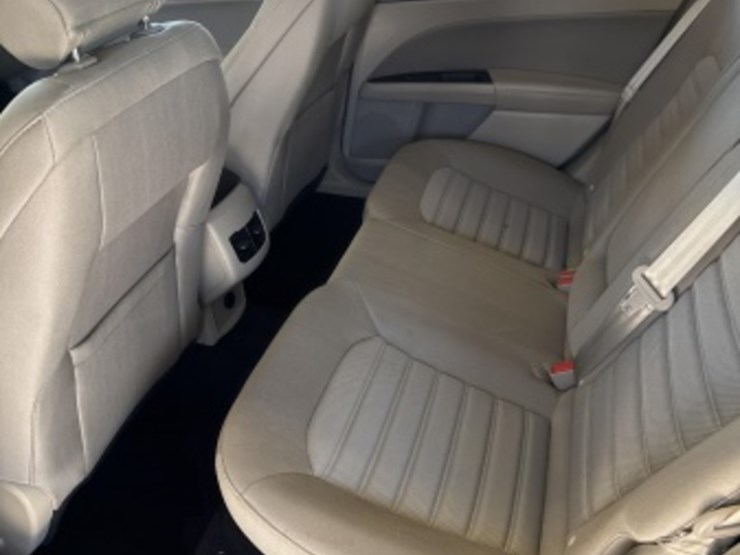 2019-ford-fusion-sdn-image-24