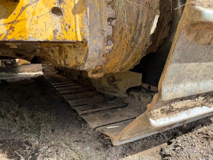 caterpillar-d6k-lgp-image-52