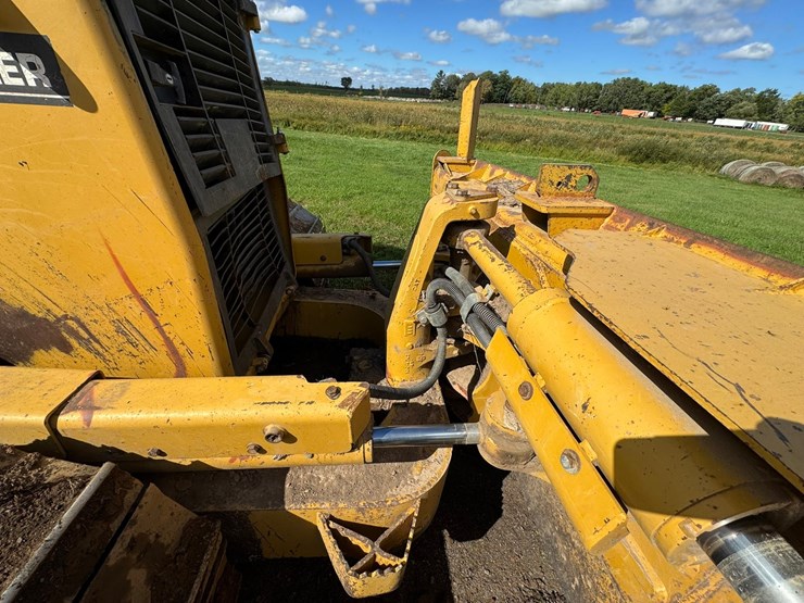 caterpillar-d6k-lgp-image-24