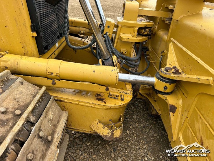 2018-caterpillar-d6t-lgp-image-55