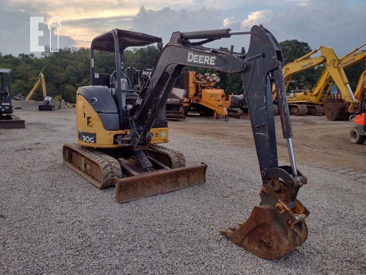 2017-deere-30g-image-39