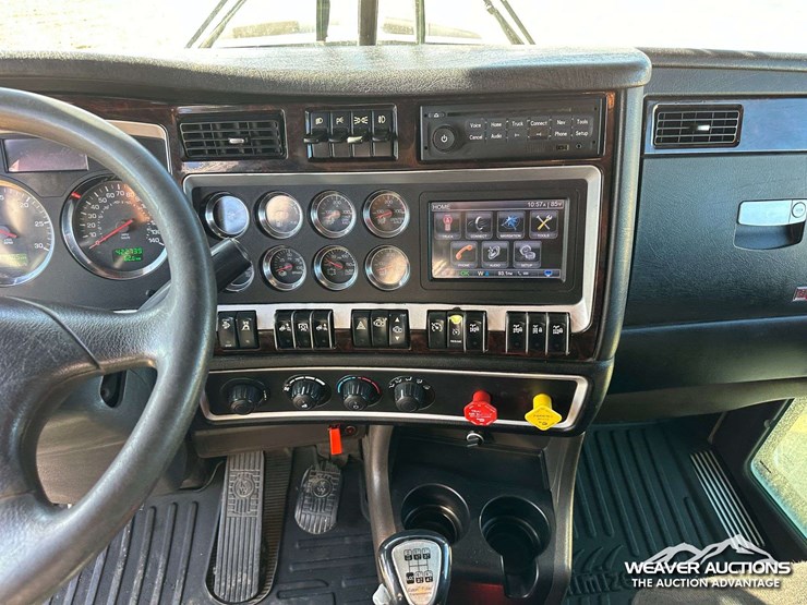 kenworth-t800-image-14