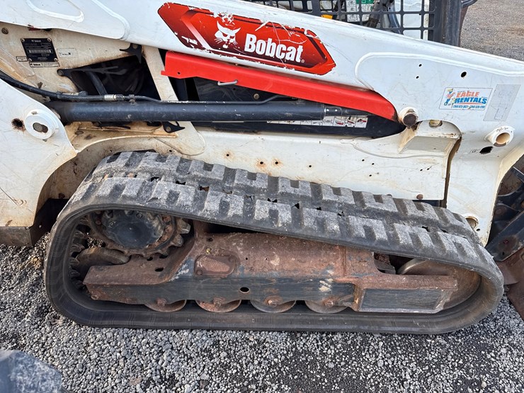 2021-bobcat-t550-image-5