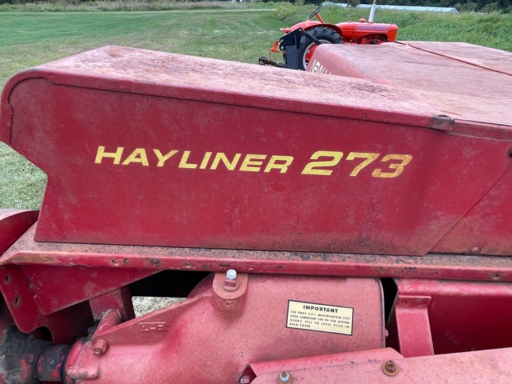 new-holland-hayliner-273-image-9