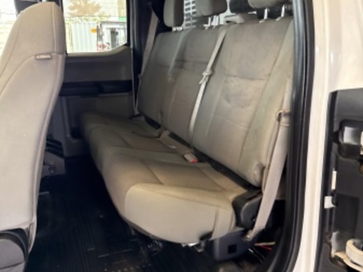 2019-ford-f550-image-30