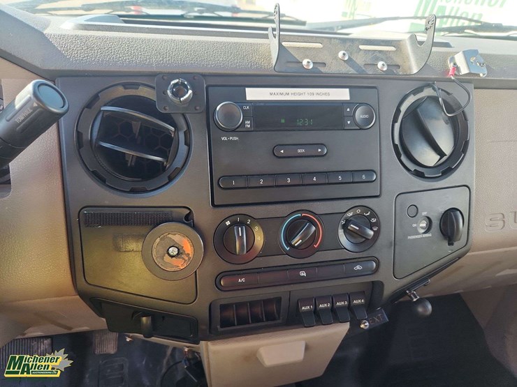2009-ford-f550-image-18
