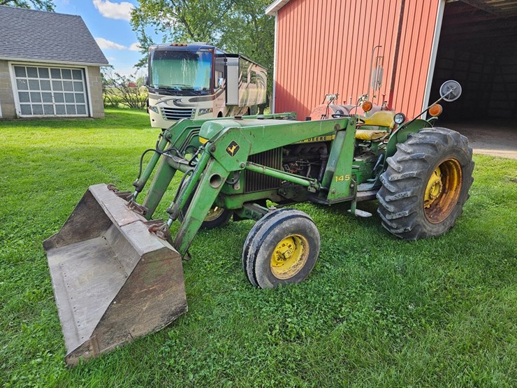 john-deere-2440-image-1