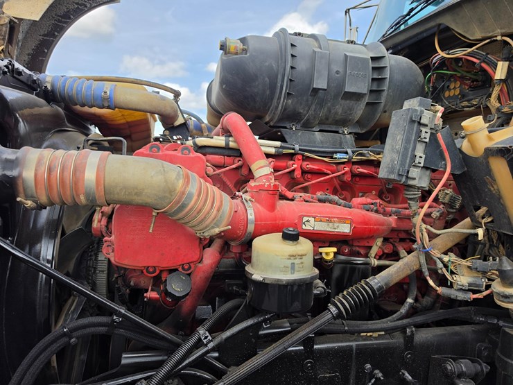 2013-kenworth-t800-image-24