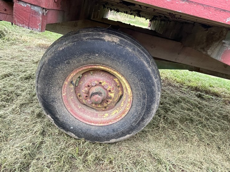 john-deere-16-image-28