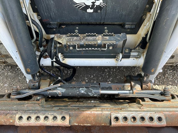 2021-bobcat-t62-image-10