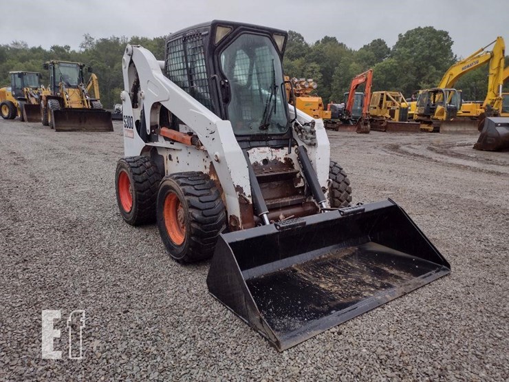 2009-bobcat-s300-image-29