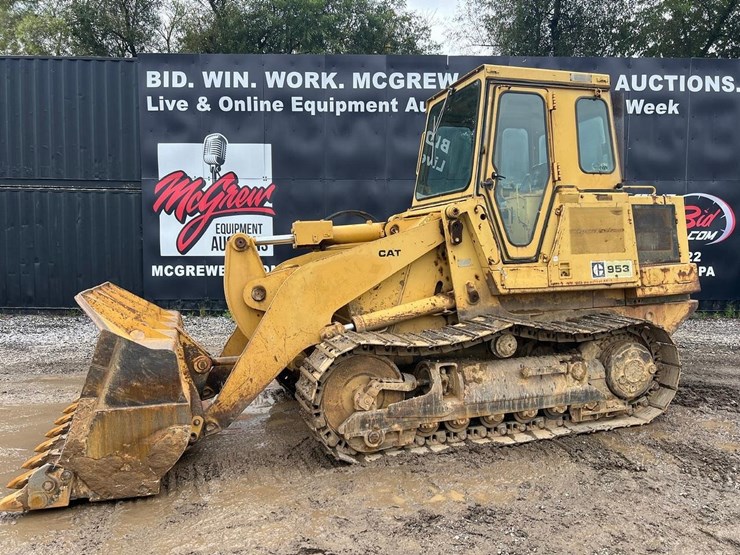 caterpillar-953-image-1