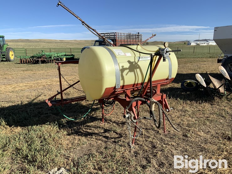 snyder-industries-3-pt-boom-sprayer-image-3