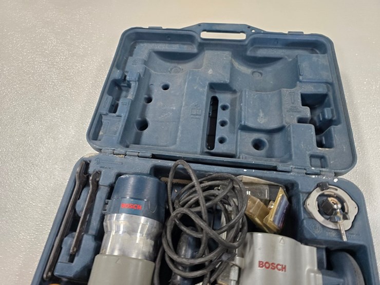 #9725-•-bosch-router-kit-image-3