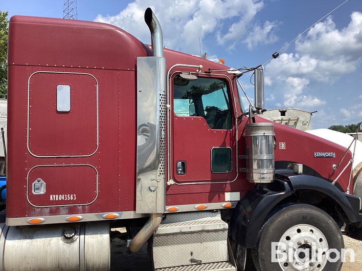 2003-kenworth-t800-image-13