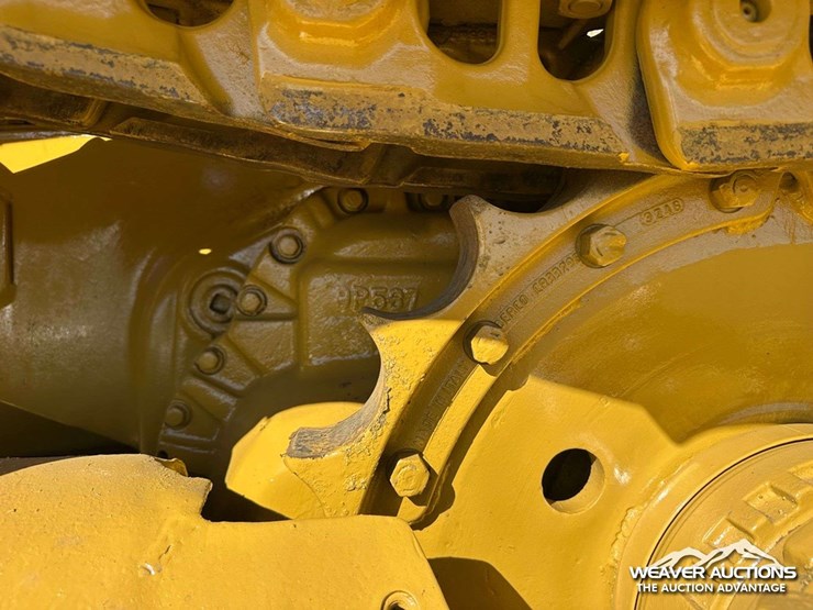 caterpillar-d6d-image-26