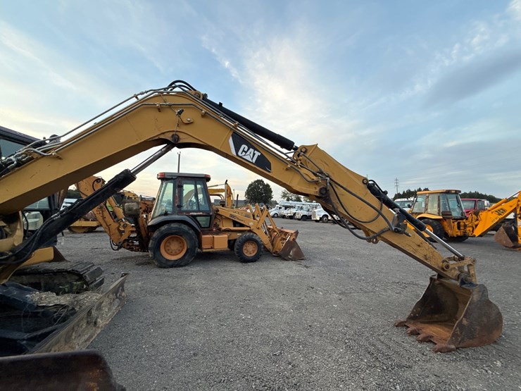 caterpillar-308d-image-4