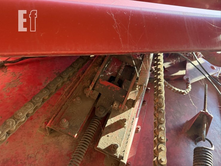 2008-new-holland-br7090-image-17