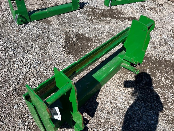 john-deere-240-image-4