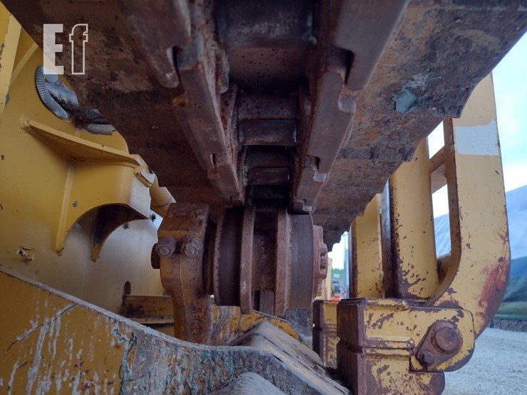 2000-deere-650h-lt-image-35