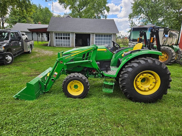 john-deere-4066m-image-2