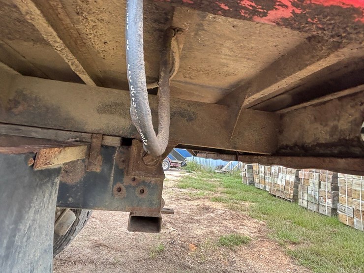 #1201-•-1999-sterling-silage-truck-(has-wi-title)-image-22
