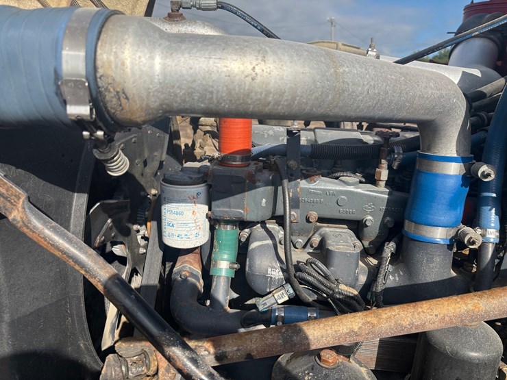 mack-rd688s-image-36