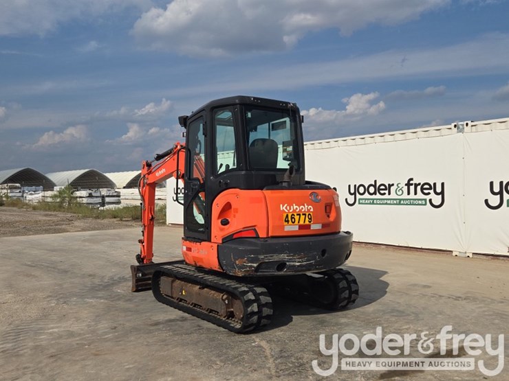 2022-kubota-kx040-4-image-3