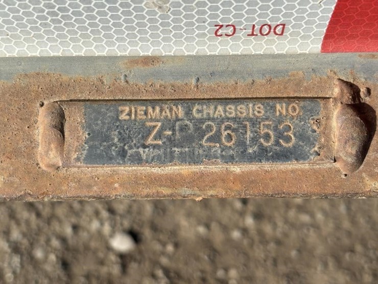 2005-zieman-1165-t/a-equipment-trailer-image-26