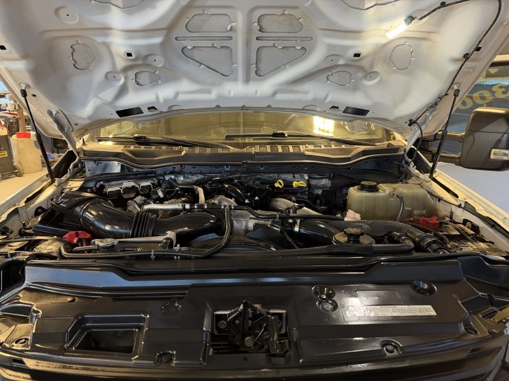2019-ford-f550-image-15