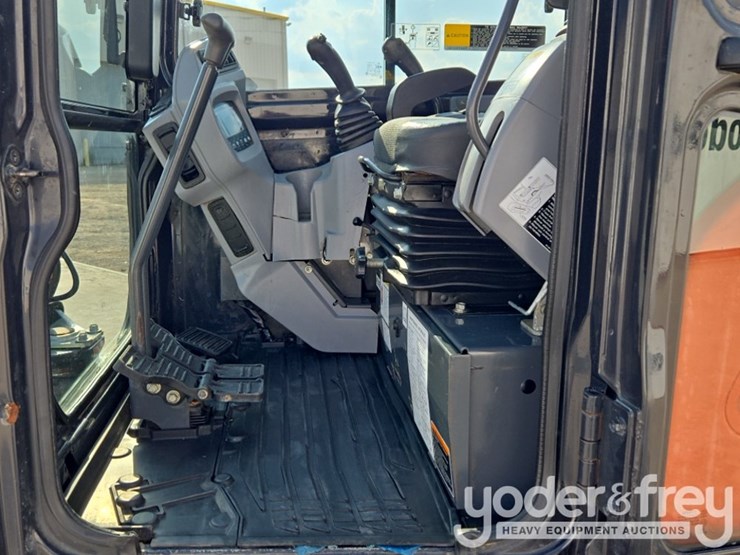 2022-kubota-kx040-4-image-49
