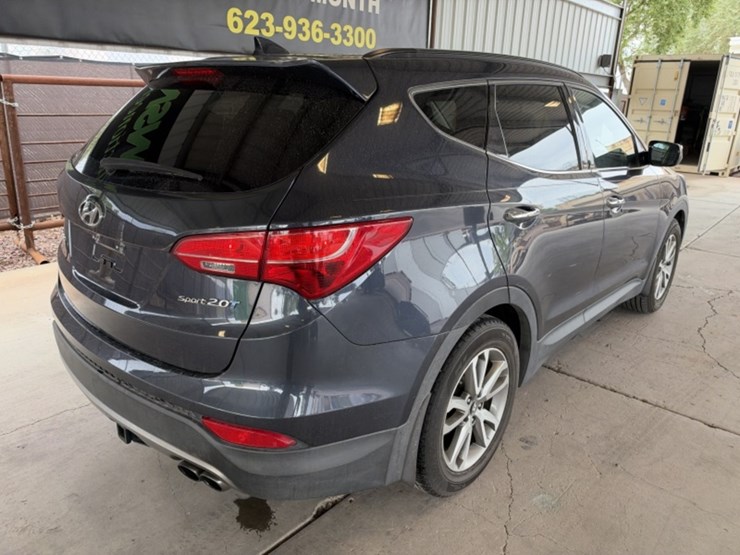 2014-hyundai-santa-fe-sport-image-8