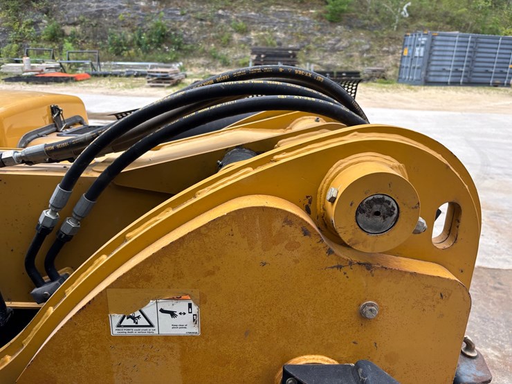 caterpillar-th255-image-20