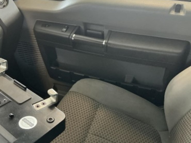 2015-ford-f550-image-20