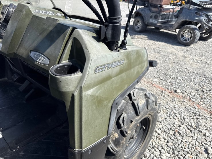 2011-polaris-ranger-crew-image-19