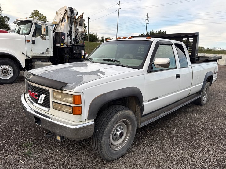1994-gmc-2500-image-1