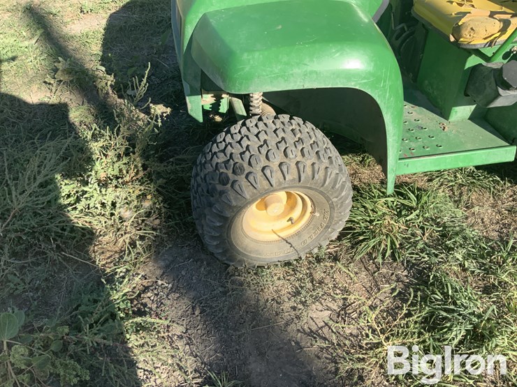 john-deere-gator-image-13
