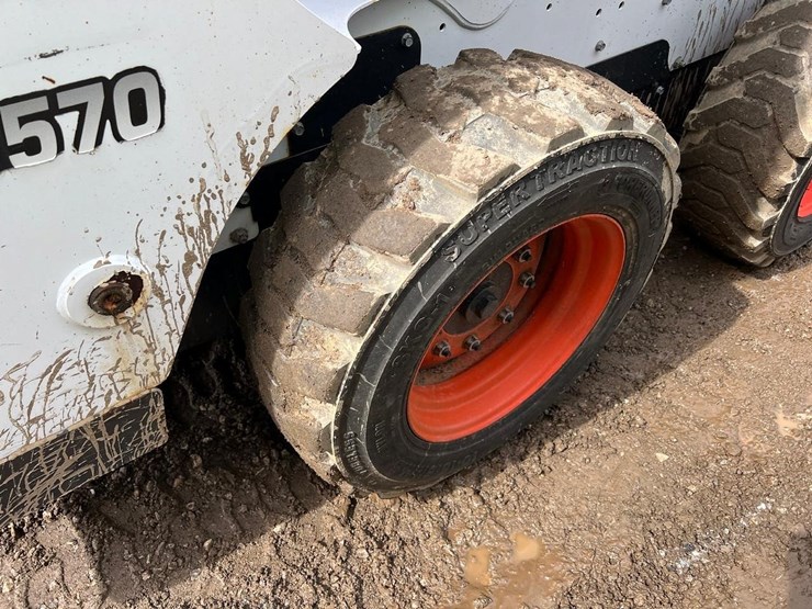 2018-bobcat-s570-image-17
