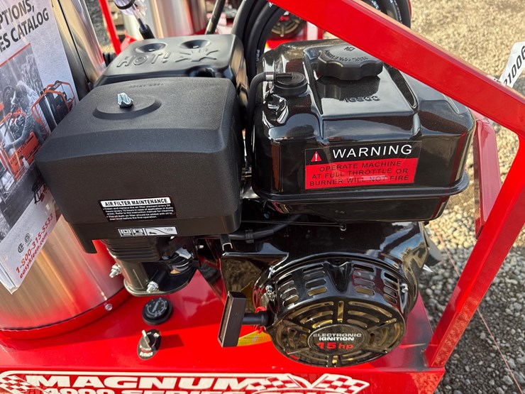 #2057-•-magnum-4000-series-heated-pressure-washer-image-5