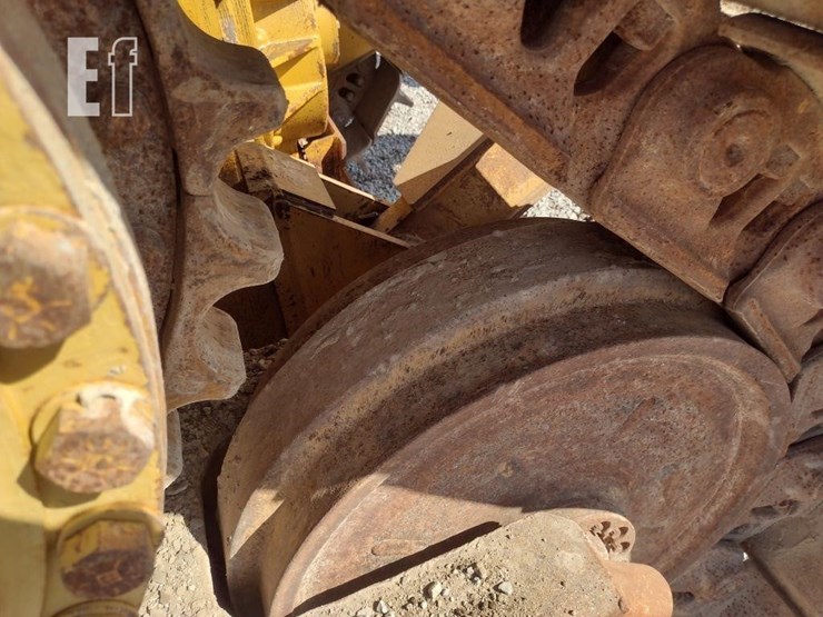 2004-caterpillar-d6r-xl-image-18
