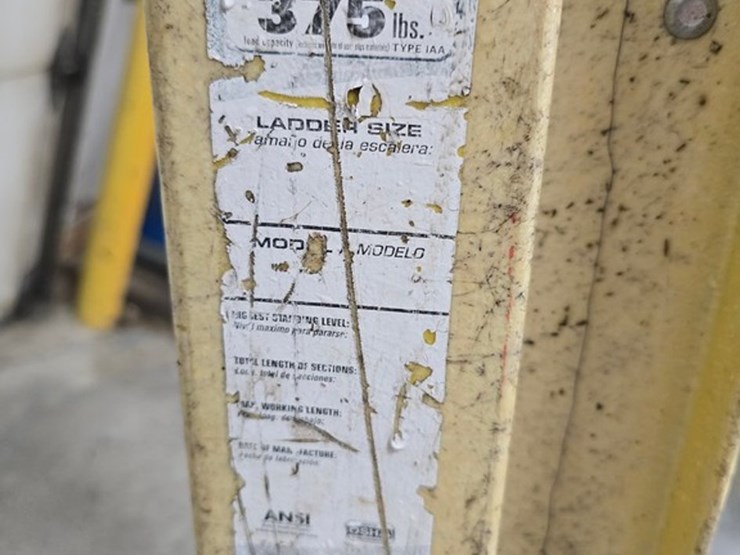 #9742-•-louisville-20'-extension-ladder-image-5