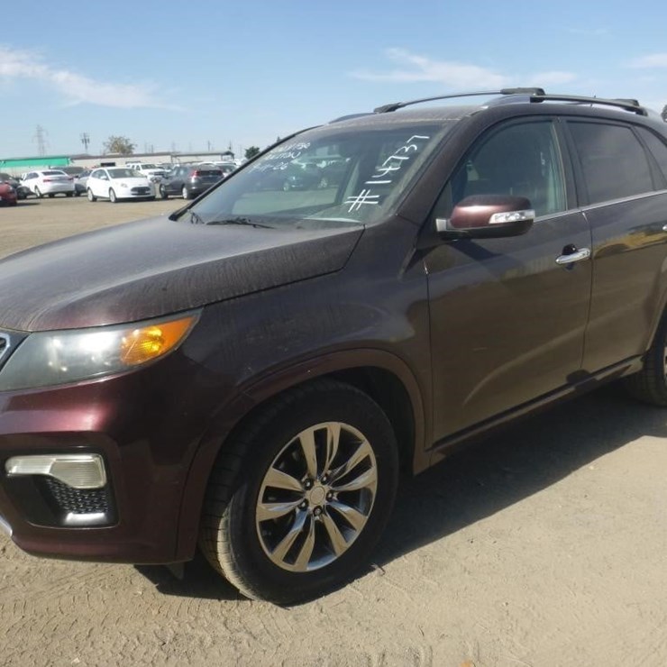 2011 KIA SORENTO