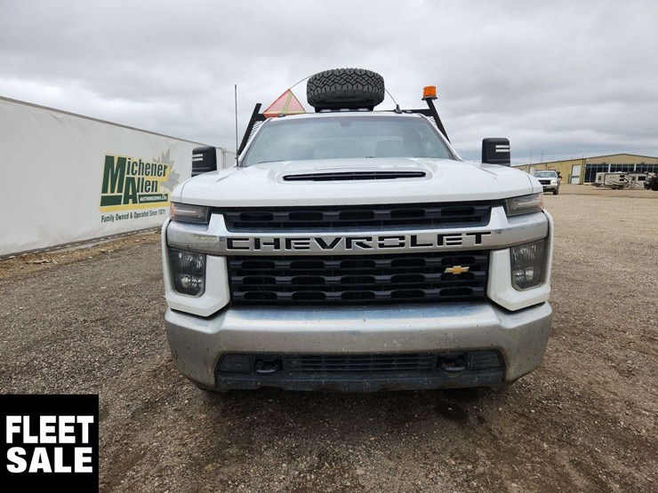2021-chevrolet-silverado-3500hd-image-7