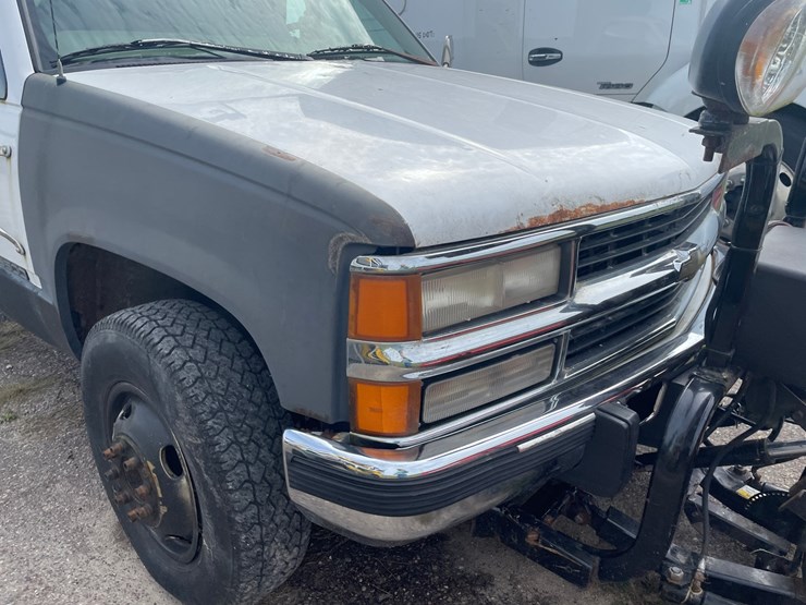 1997-chevrolet-3500-image-12