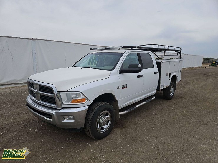 dodge-3500-image-1