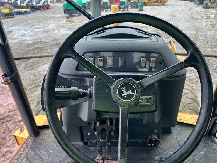 2006-deere-310sg-image-26
