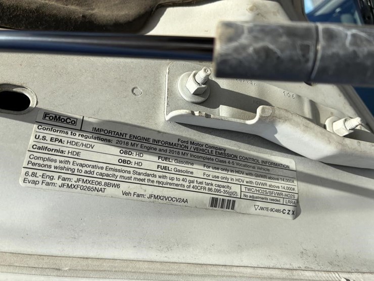 2018-ford-f550-xlt-image-13