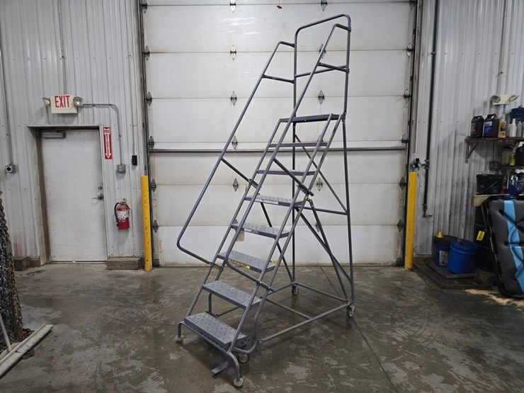#9678-•-8-step-rolling-platform-ladder-image-1