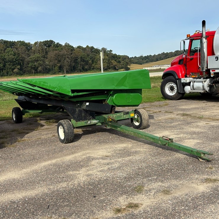 JOHN DEERE 643